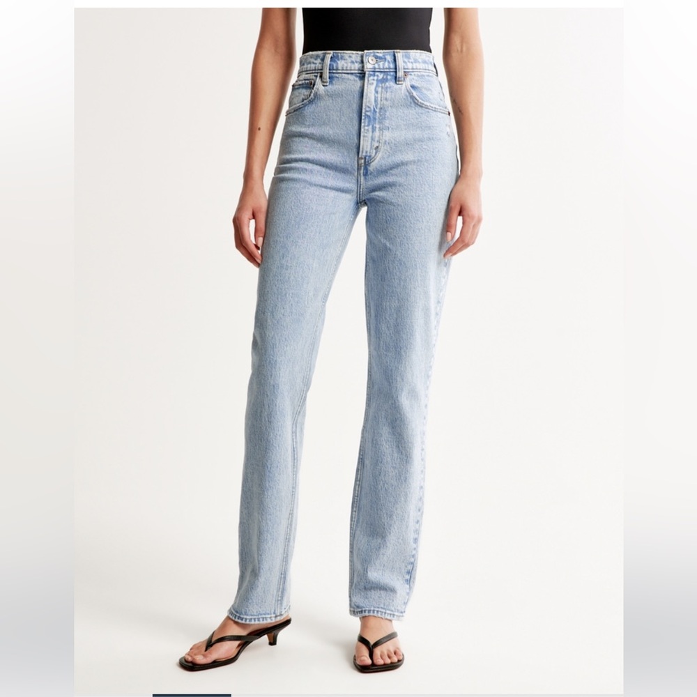 Ultra High Rise 90s Straight Leg Jeans